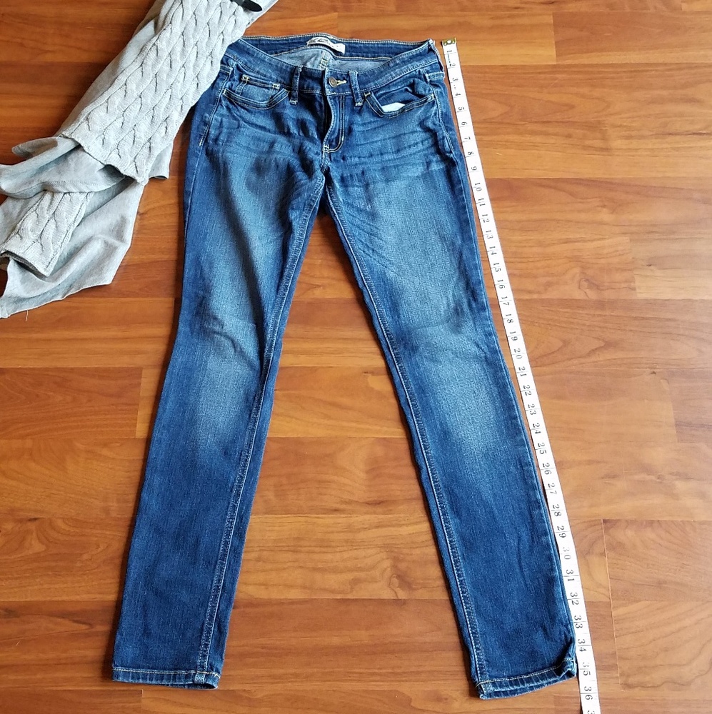 Hollister jeans